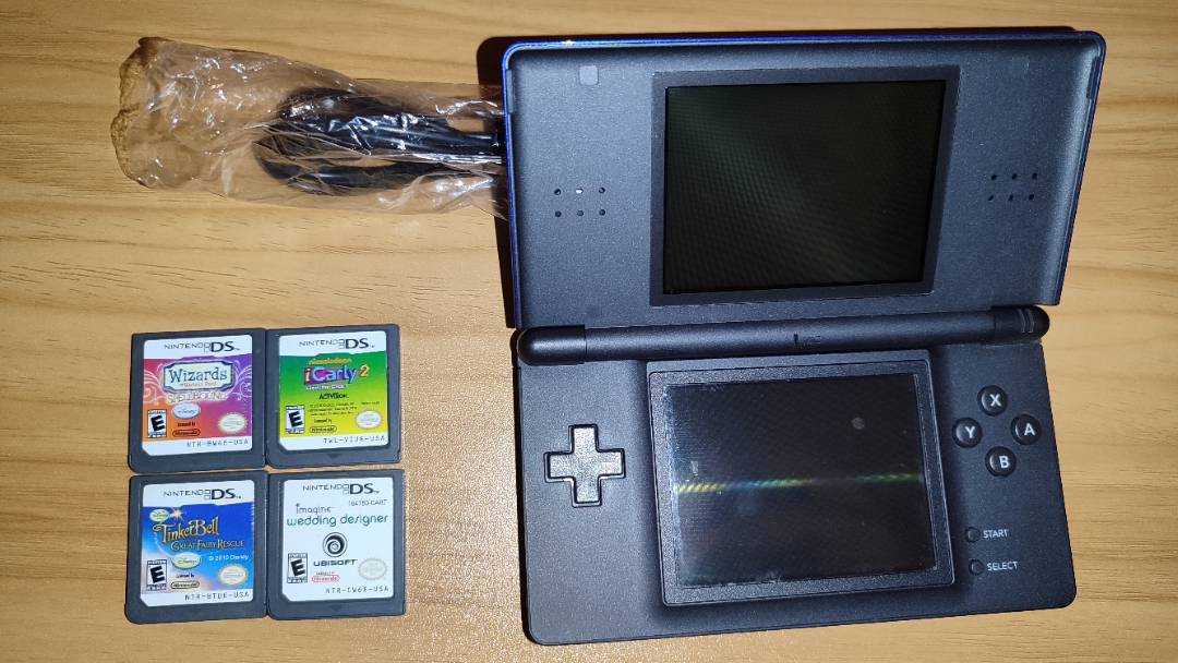 Nintendo DS Lite with Games - photo 3