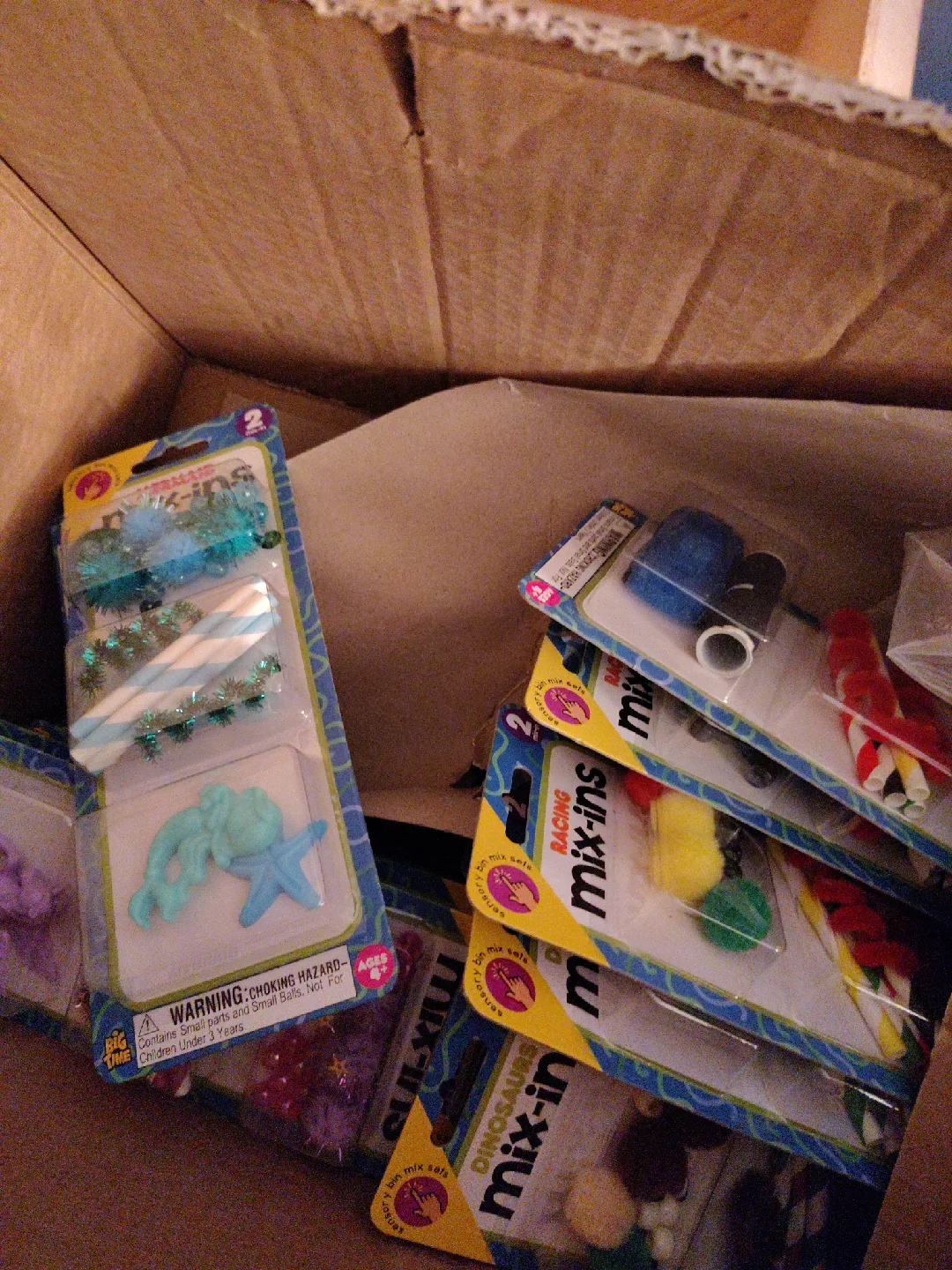 Big Time Mix-Ins Craft Sets (Ages 4+) thumbnail