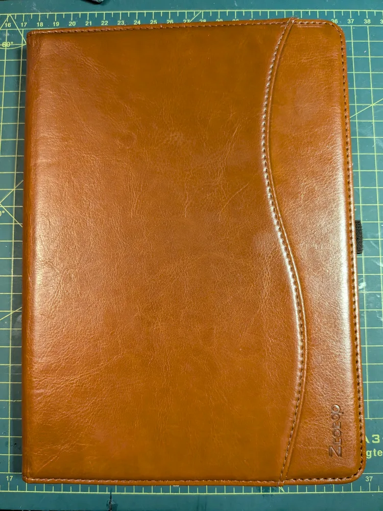 iPad 6 with box and leather case image indicator(6)