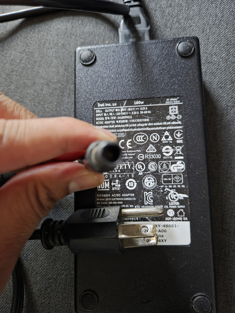 Dell Alienware 19.5V 9.23A 180W AC Adapter