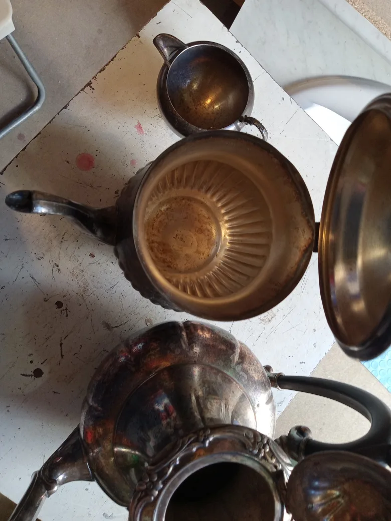 Vintage Silver Plated Coffee/Tea Set image indicator(4)