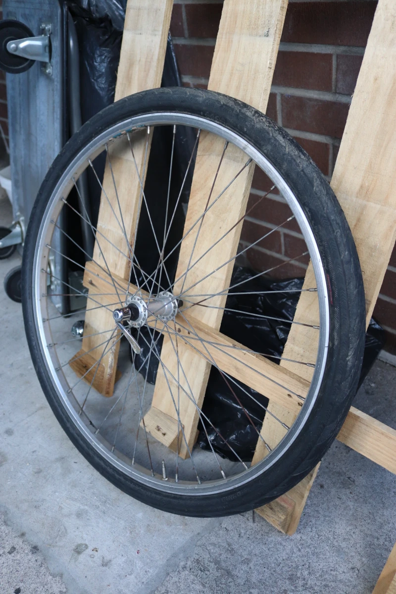 26" aluminum bike wheel and tire