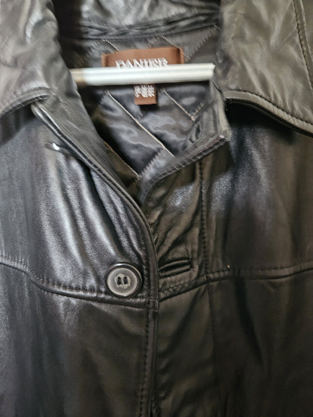 Danier Black Leather Jacket - Size 42 - photo 4