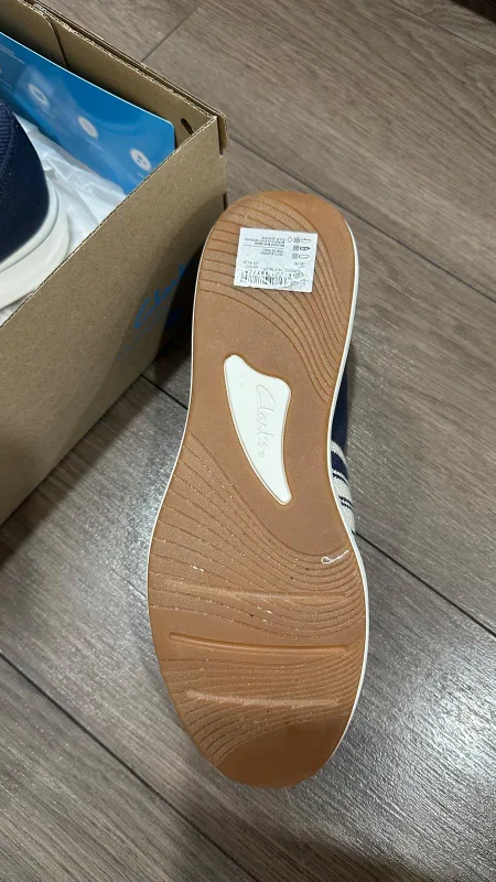 Clarks Cloudsteppers Sillian Paz Slip-On image indicator(4)