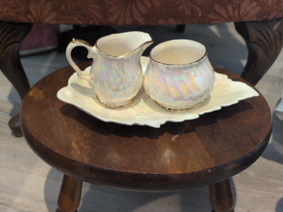 Vintage Cream and Sugar Set with Leaf Tray