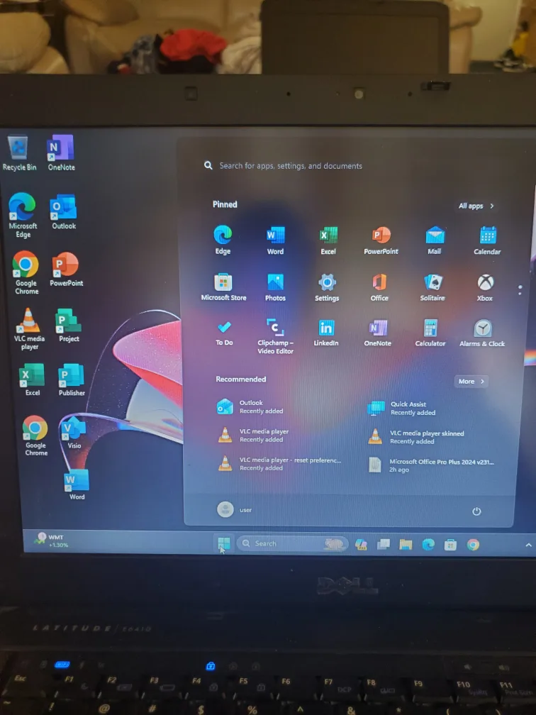 i5 windows 11pro Dell Latitude E6410 Laptop image indicator(4)