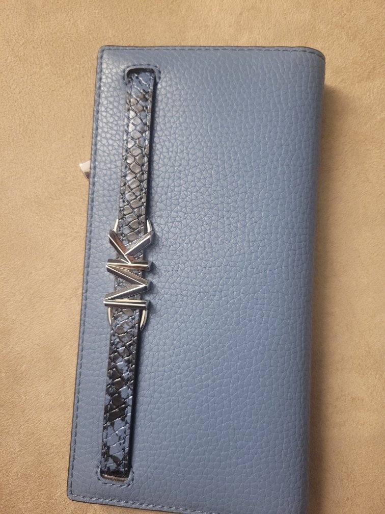 Michael Kors Leather Wallet - photo 4
