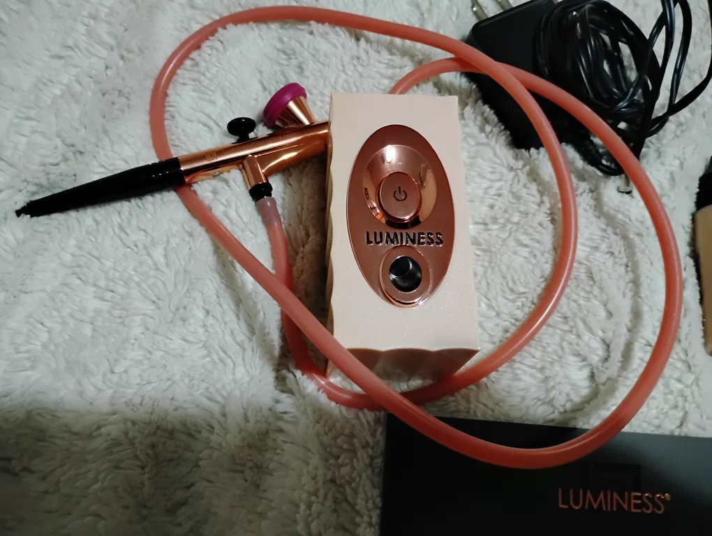 Luminess Airbrush System with Foundation image indicator(3)