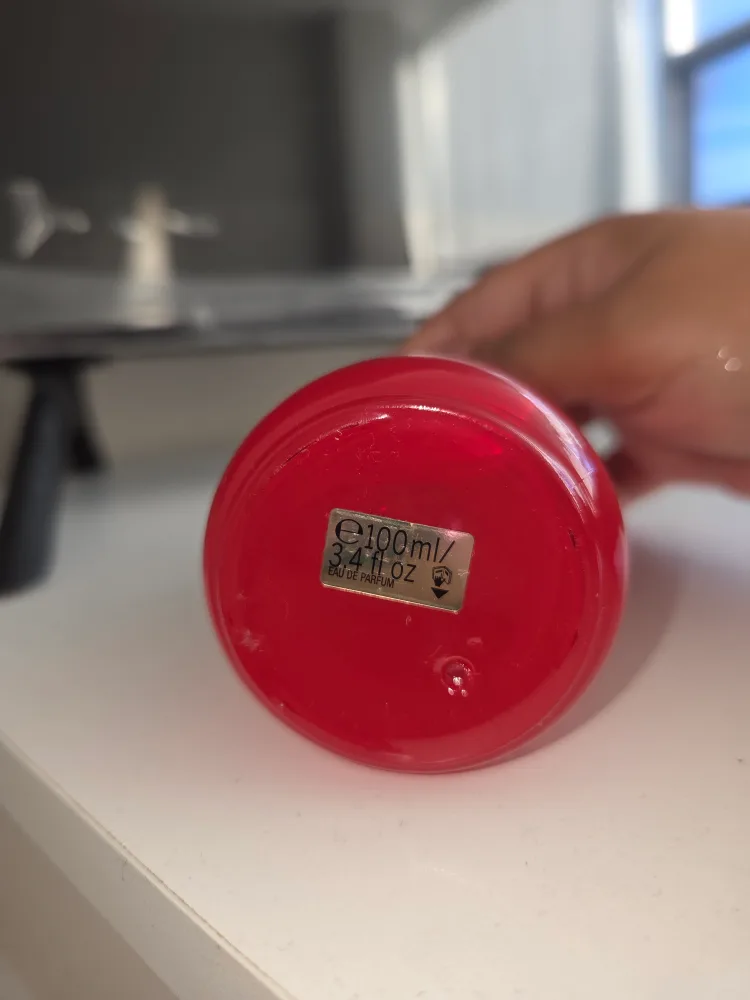 Victoria's Secret Very Sexy Scarlet Eau de Parfum 100ml image indicator(2)