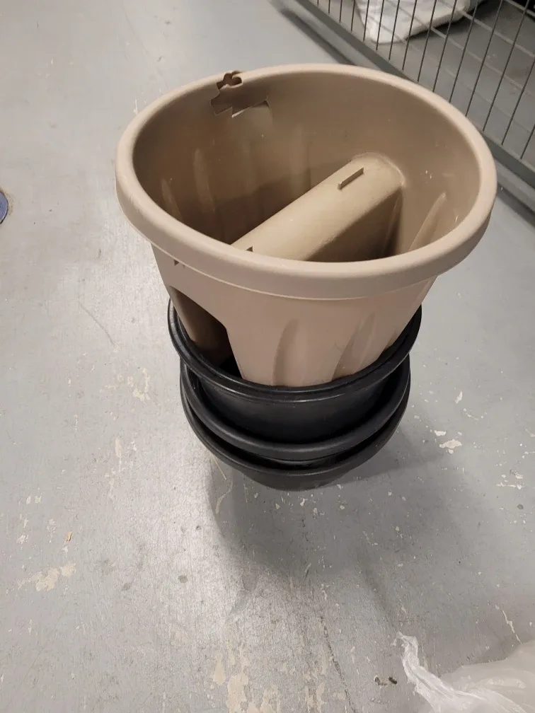 Assorted  Plant Pots + 20 L super soil bag image indicator(4)