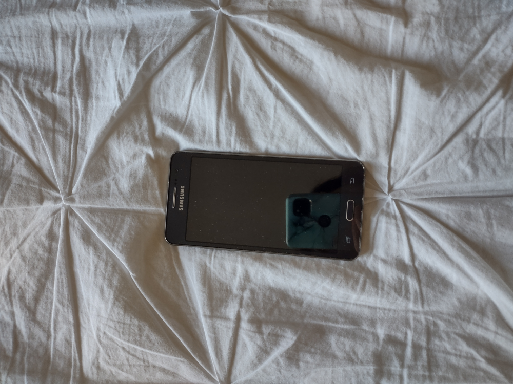 Samsung Galaxy Grand Prime - photo 2