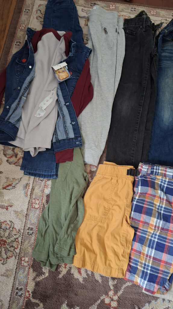 Kids' Clothing Bundle - photo 4