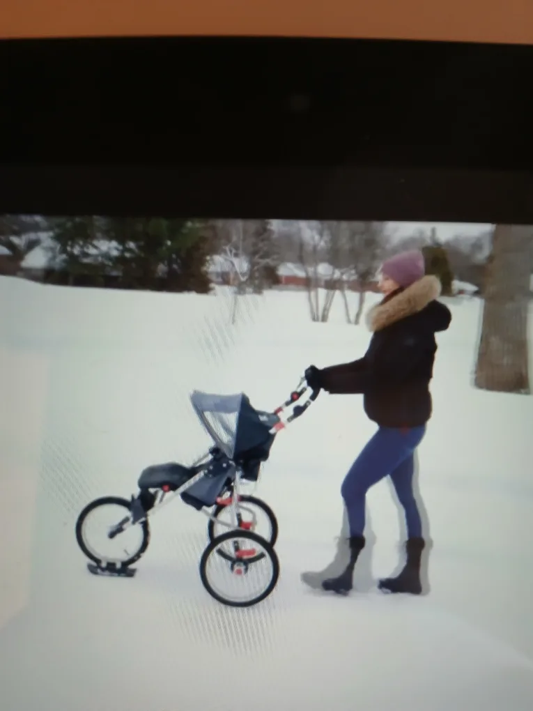 Winter! NEW Swiss Wheel Blades for Strollers+ image indicator(3)