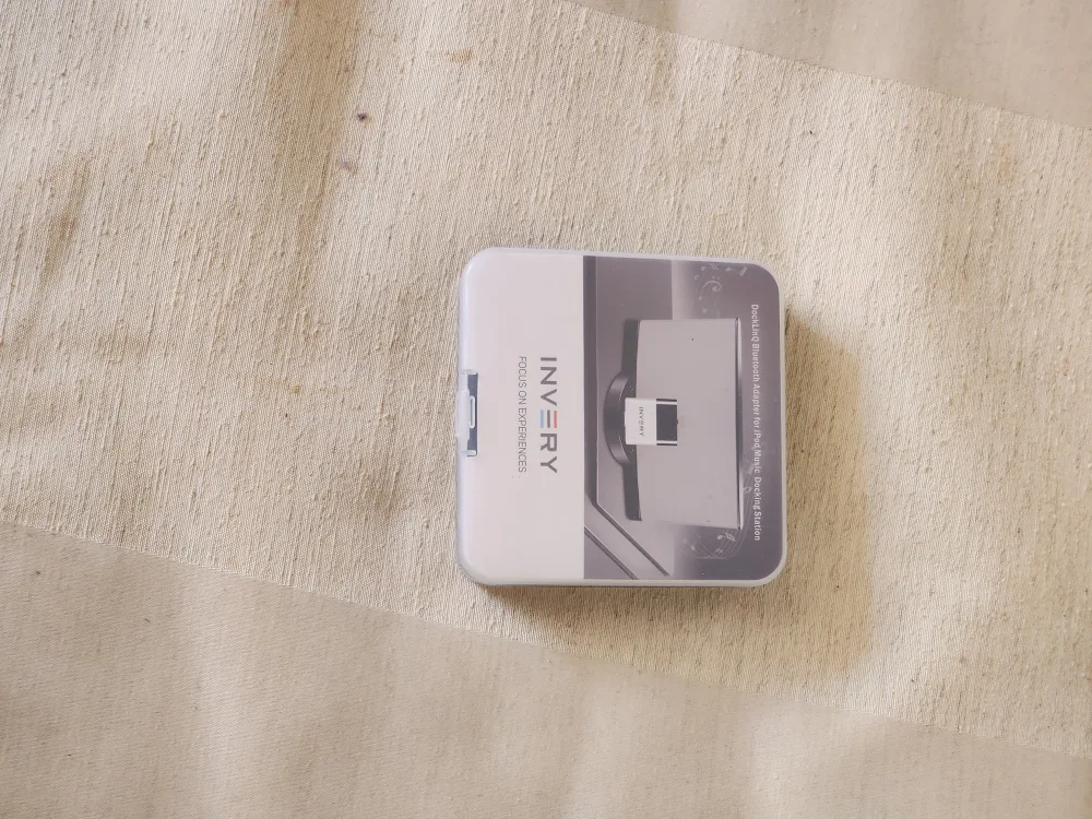 Bose SoundDock with Invery Bluetooth Adapter image indicator(3)