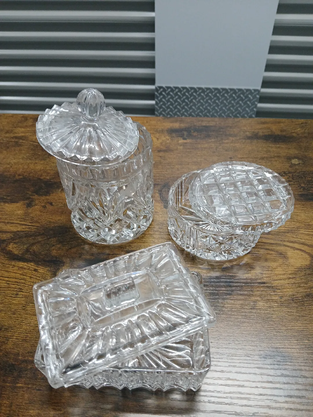 Crystal Glass Trinket Dish Set image indicator(2)