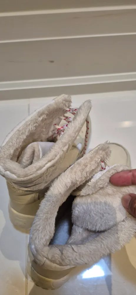 Cream Winter Boots image indicator(4)