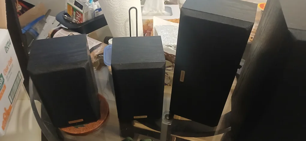 Kenwood Black Speakers - Set of 5 image indicator(3)