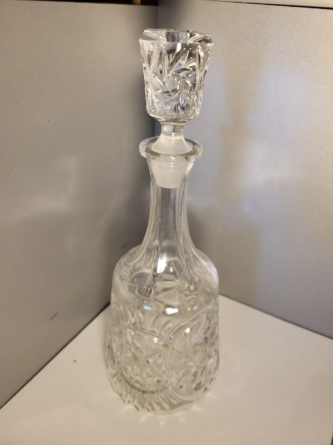 Crystal Decanter with Stopper