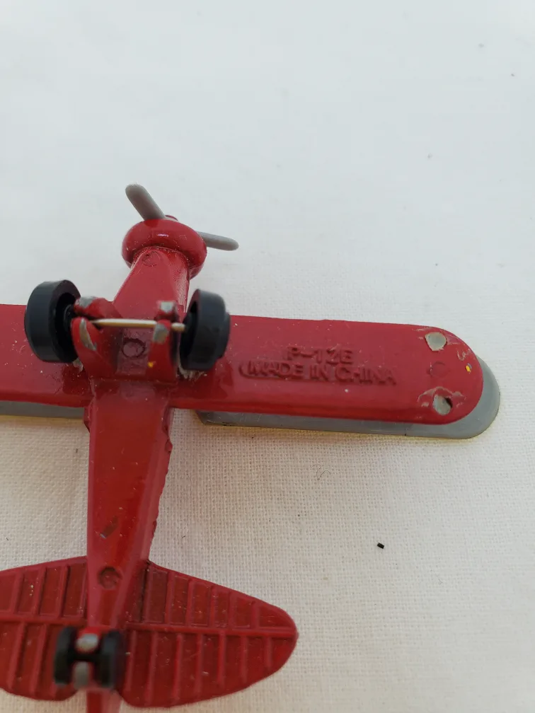 Free Miniature collectors plane image indicator(4)