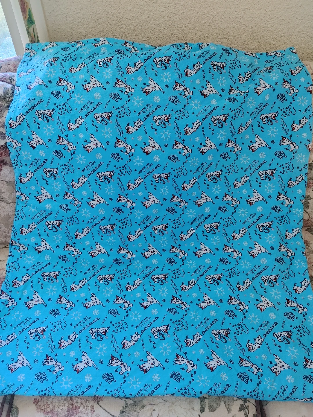 NEW! Olaf childs quilt - photo 2