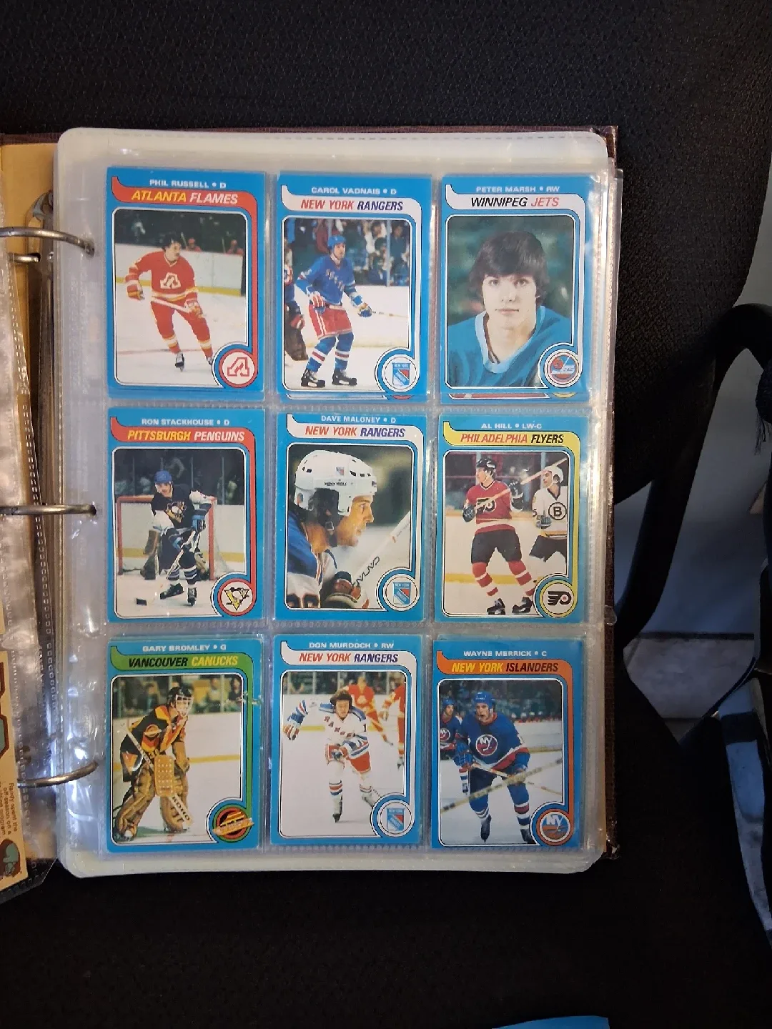 Vintage Hockey Cards Collection image indicator(7)