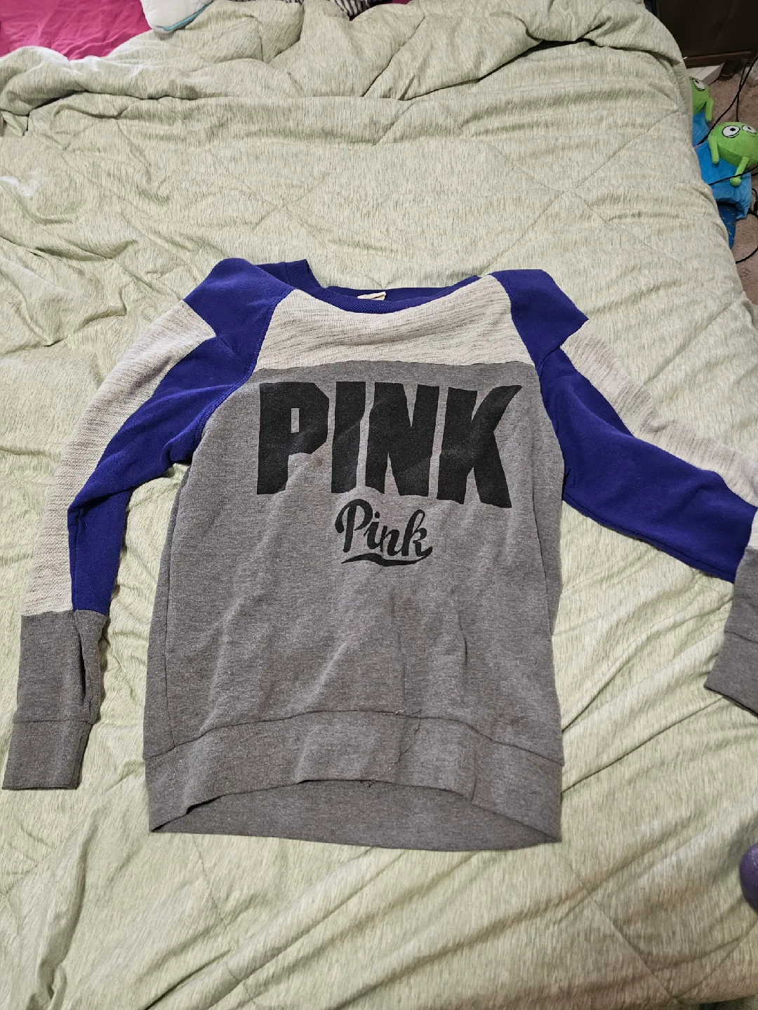 Mixed Lot of Jeans and shirts  Various Brands image indicator(10)