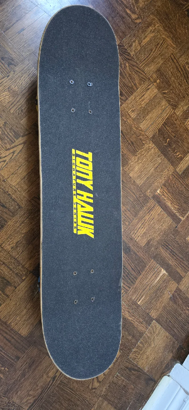 Tony Hawk Signature Series Skateboard thumbnail