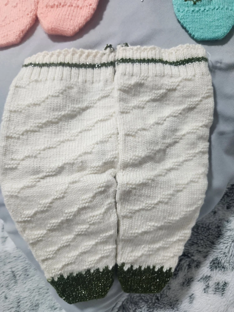 Hand Knitted kids Booties