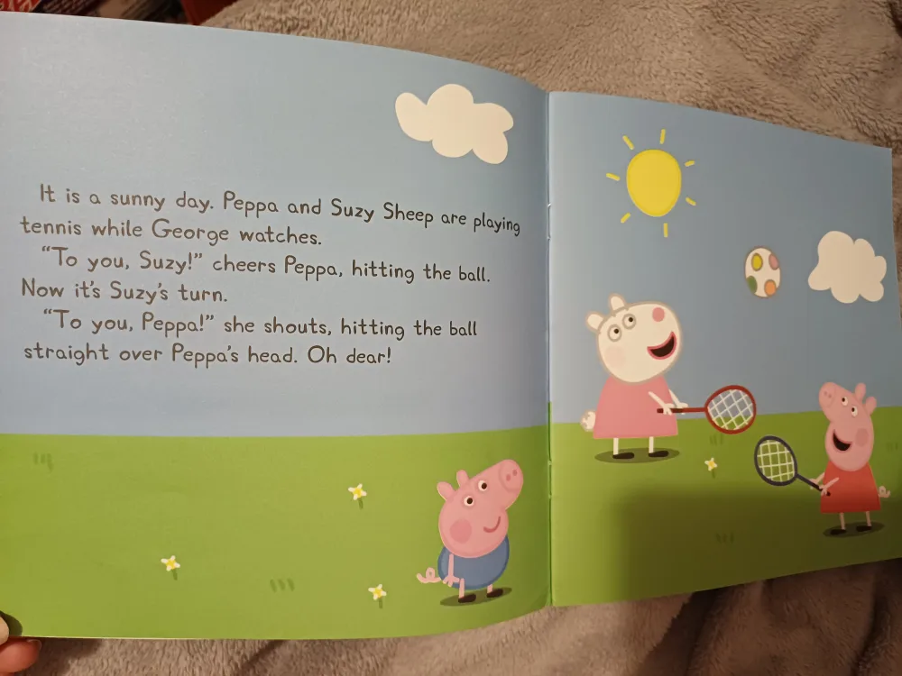 FREE book- Peppa Pig: Peppa Plays Soccer image indicator(3)