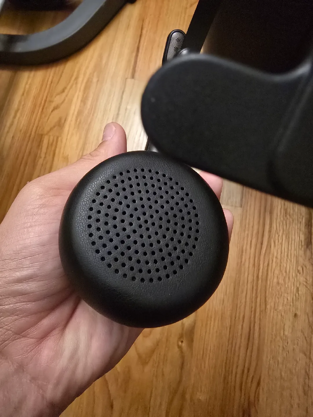 LEVN Wireless Headset 5.2, Black image indicator(5)