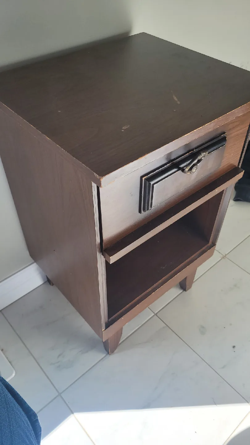 Brown Wood Nightstand with Drawer image indicator(2)