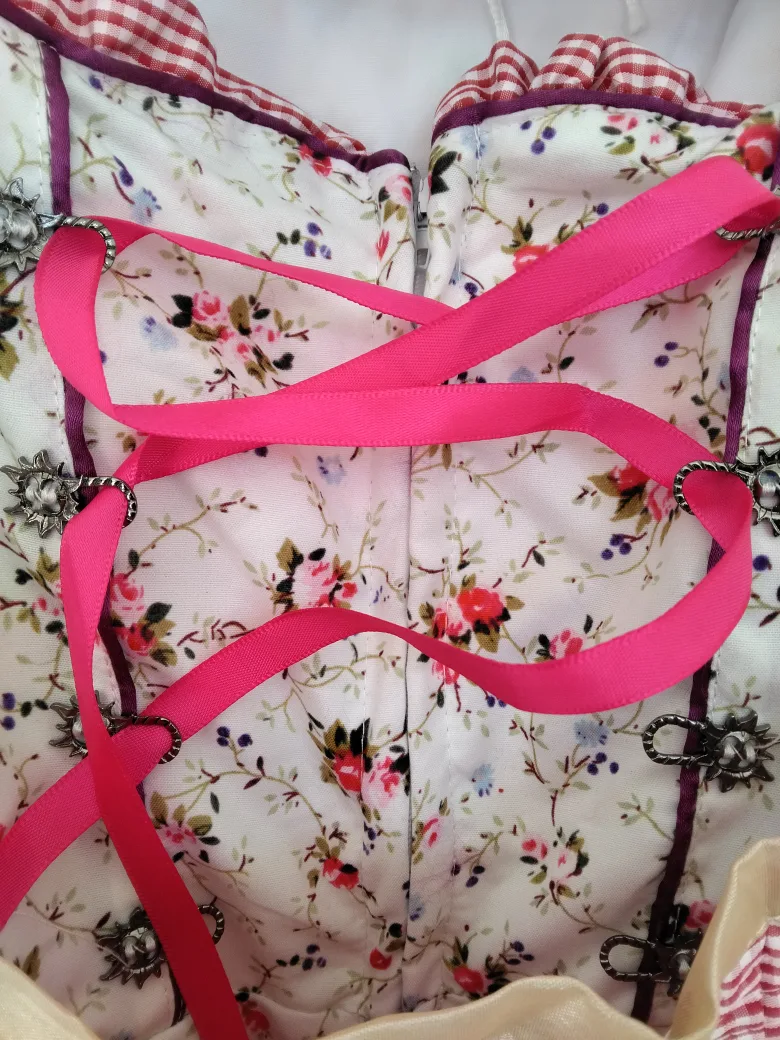 Dirndl Dress - Floral Pattern October Fest dress image indicator(2)