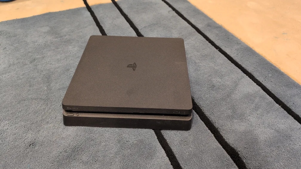 Sony PlayStation 4 Slim (pay in person)