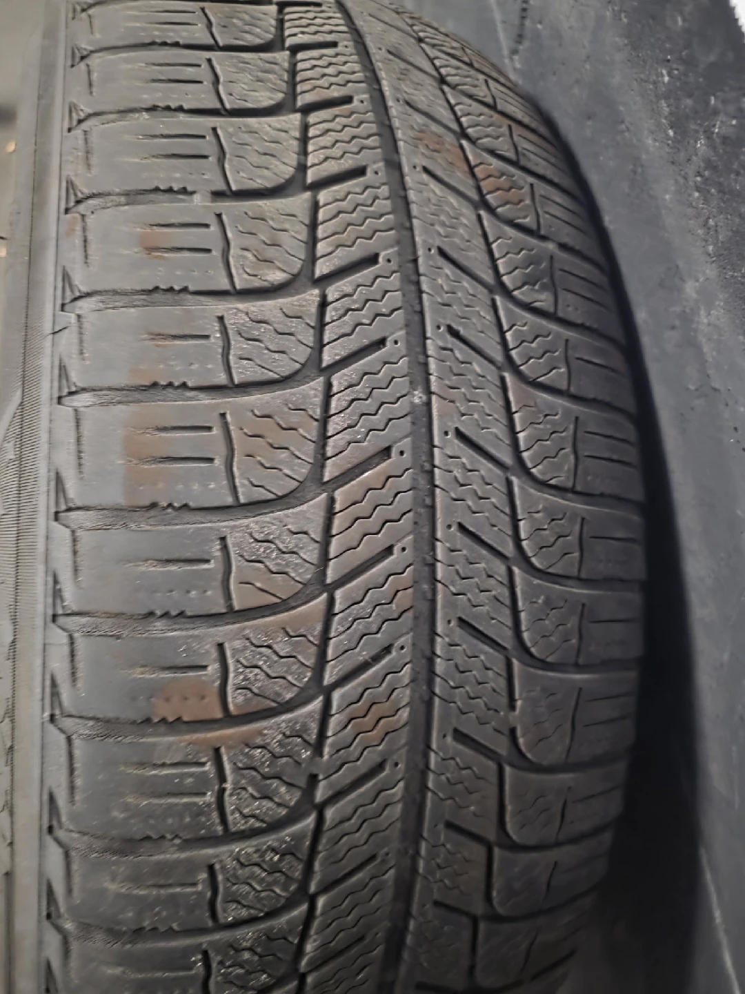 Michelin X-Ice 205/65R15 Tire ×4 tires - photo 2