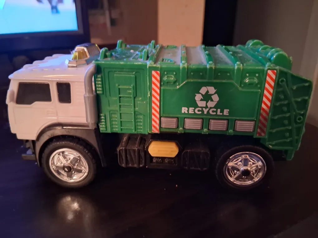 Toy Recycle Truck image indicator(3)