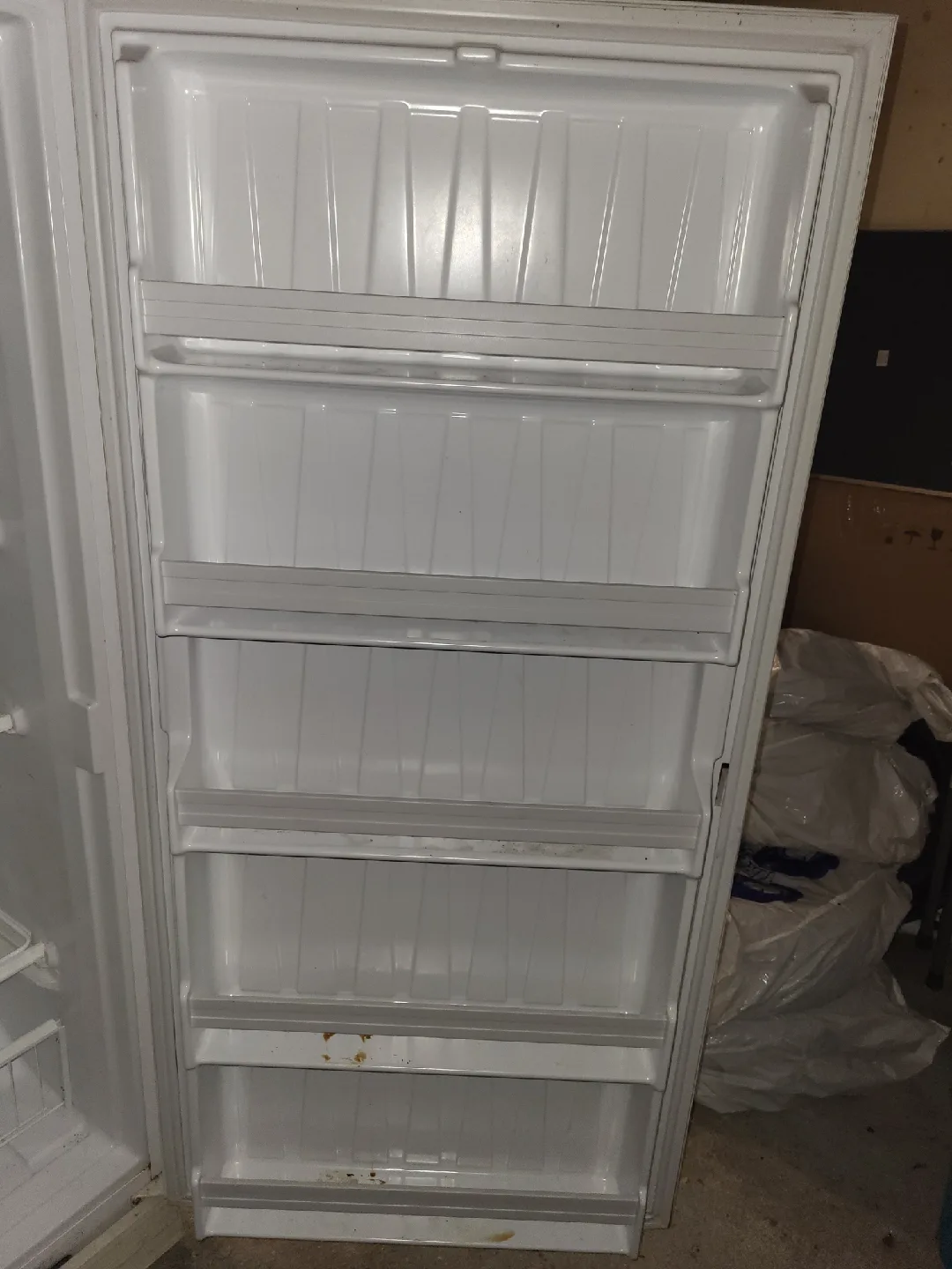 Wood's Upright Freezer image indicator(2)