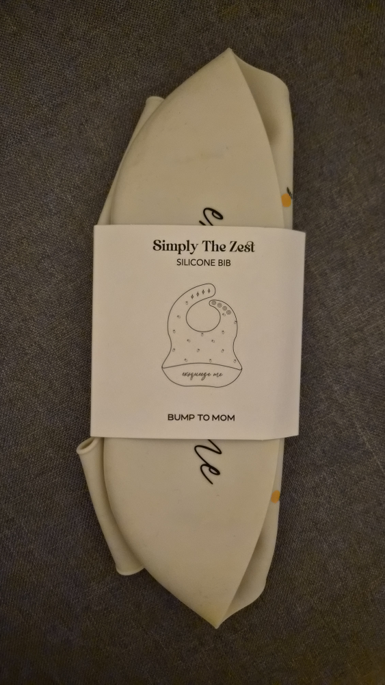 Bump to Mom Simply The Zest Silicone Bib