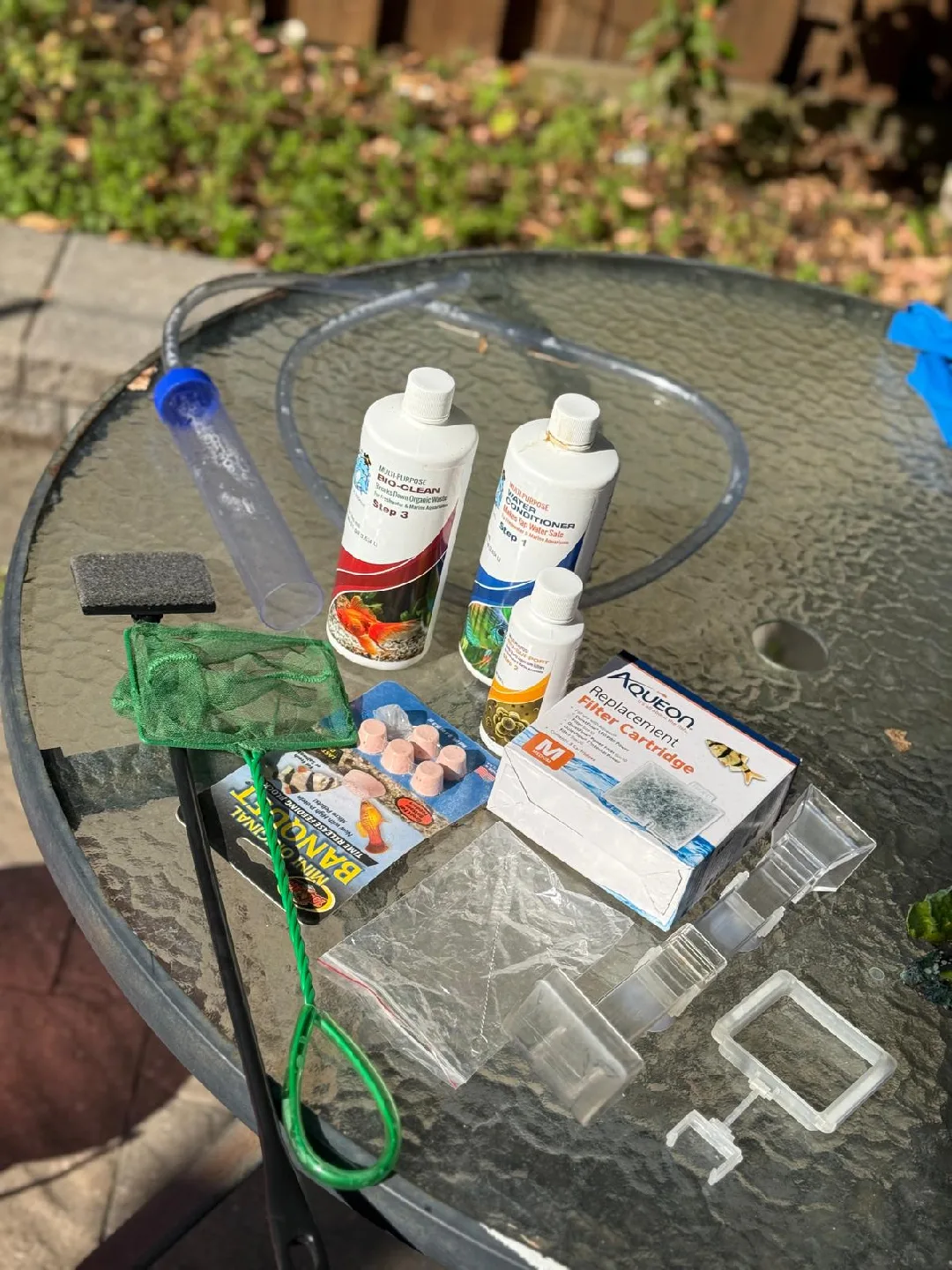 Aqueon LED 10 Aquarium Kit w/ Accessories image indicator(4)