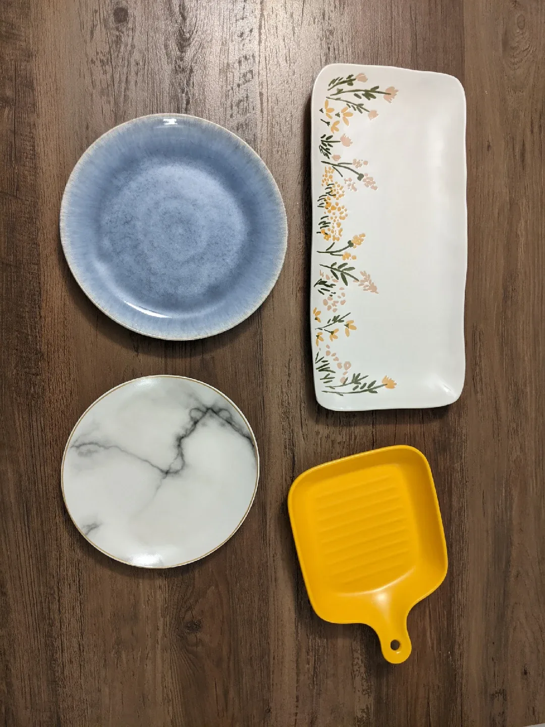 Assorted Decorative Plates - Set of 4