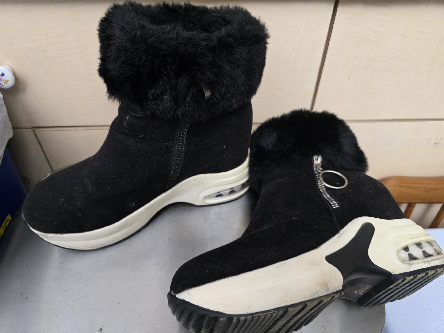 Women's Ankle Boots with Wedge Heel 🥕 - photo 3