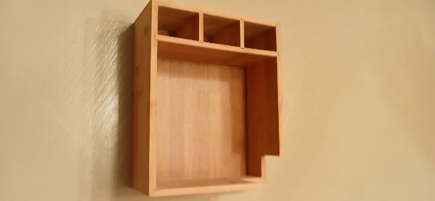 Napkin and Cutlery holder. image indicator(2)