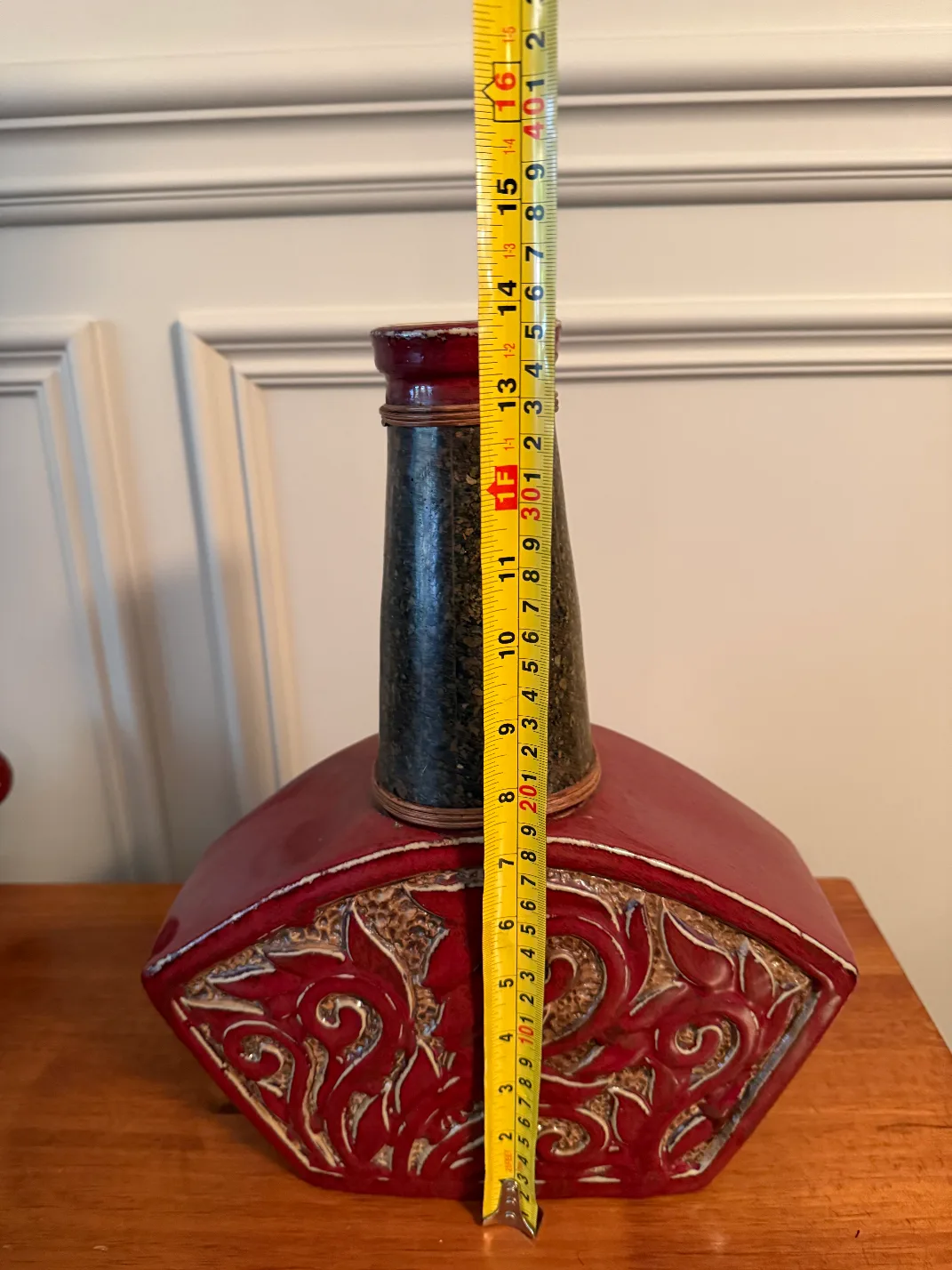 Bombay Vase and Tray Set - Red image indicator(3)