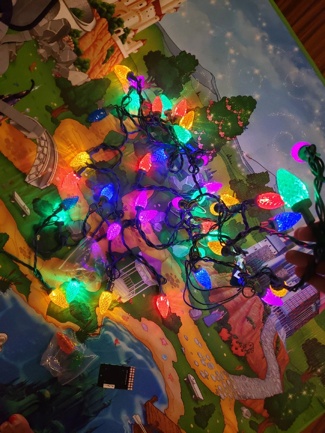 Christmas Lights, Ornaments and Star Tree Topper image indicator(3)