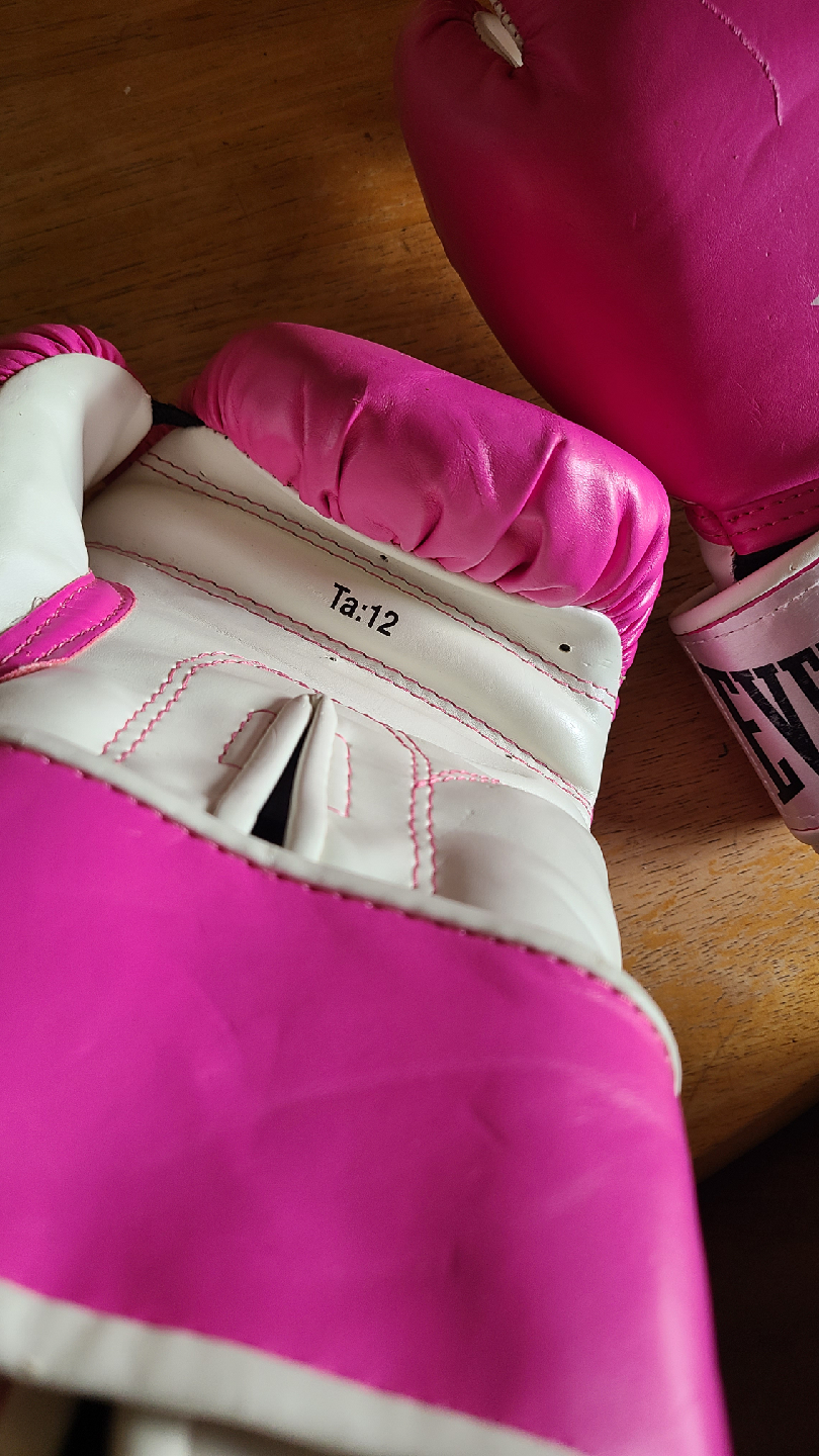Everlast Pink Boxing Gloves Size 12 - photo 4