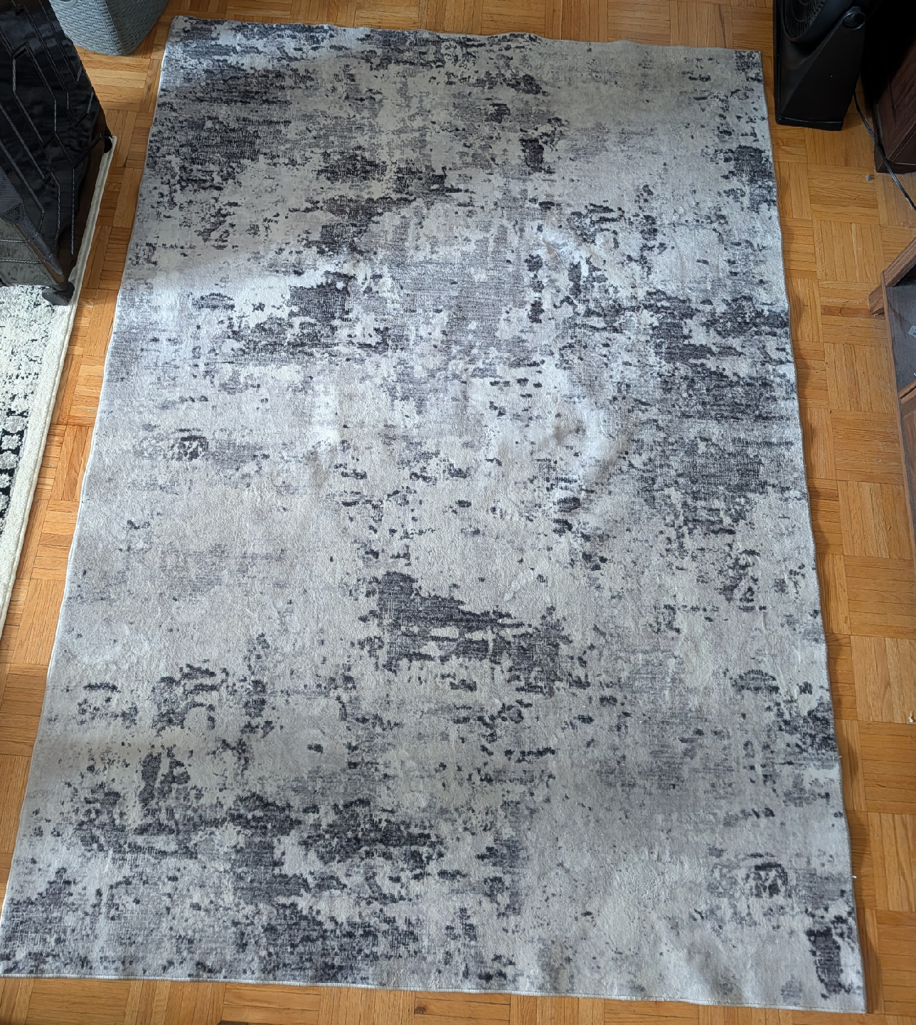 5x7 Area Rug - Grey & Black