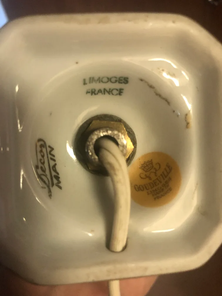 Goudeville Limoges France Porcelain Lamp image indicator(5)
