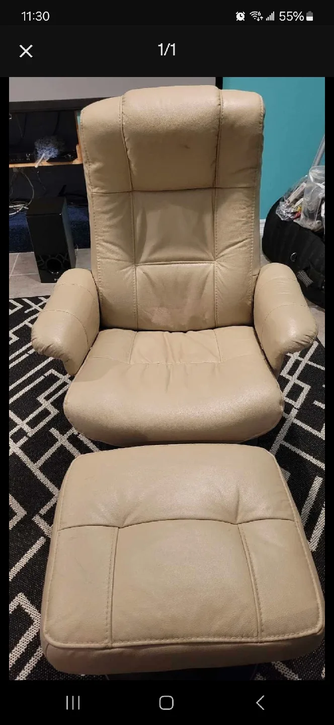 Swivel Chair with Adjustable Table image indicator(4)