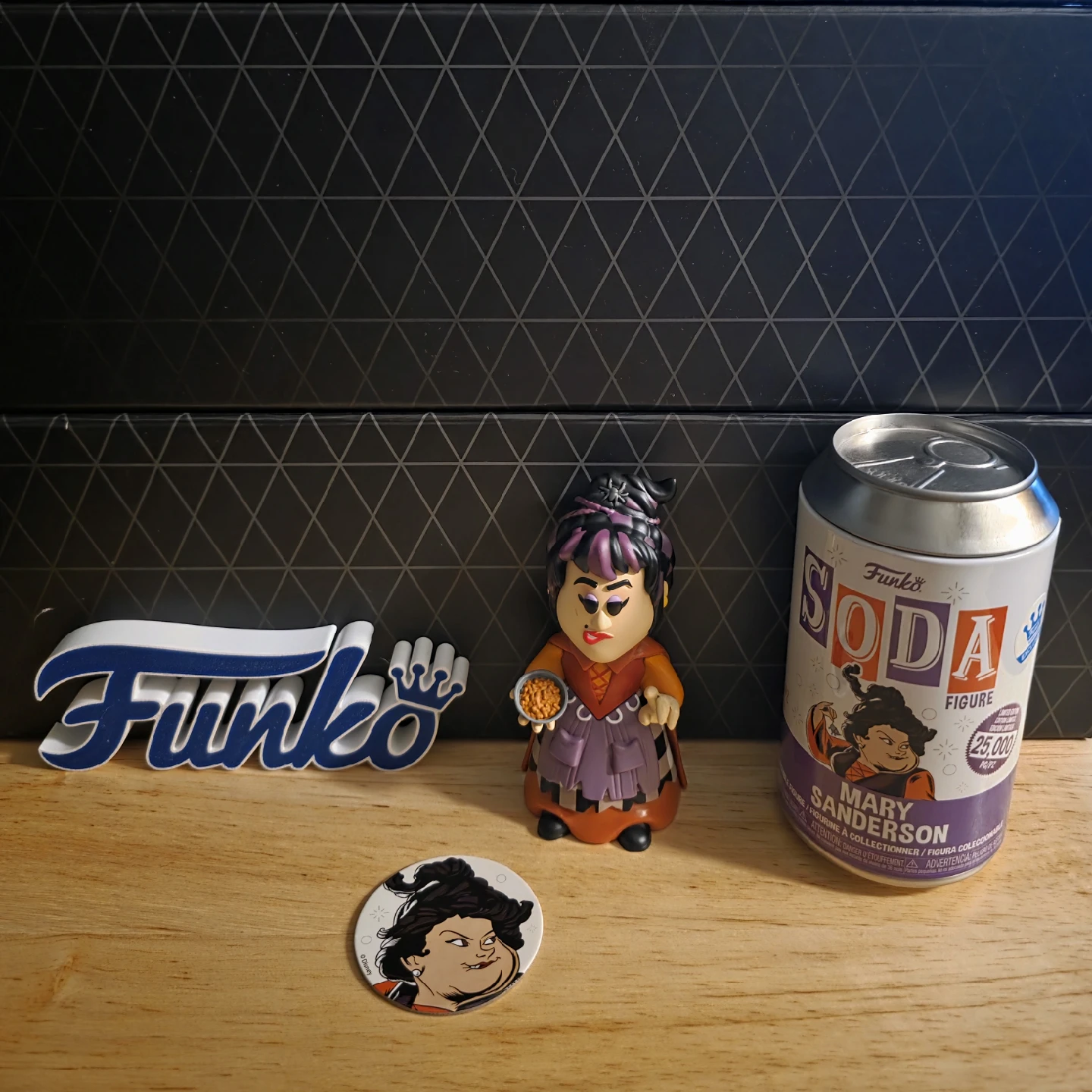 Funko Soda Mary Sanderson Figure