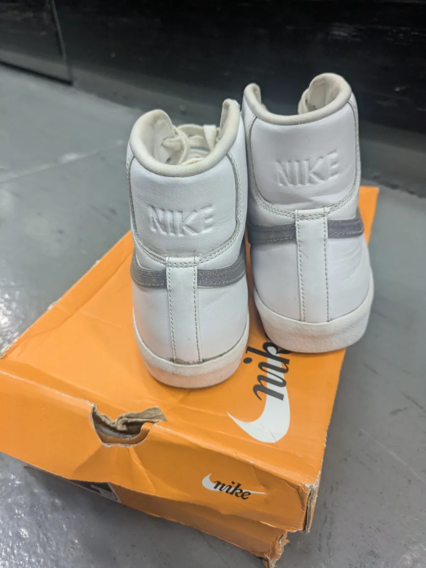 Nike Blazer High Top White Canyon Purple Gray Fog Sneakers  9.5 image indicator(3)