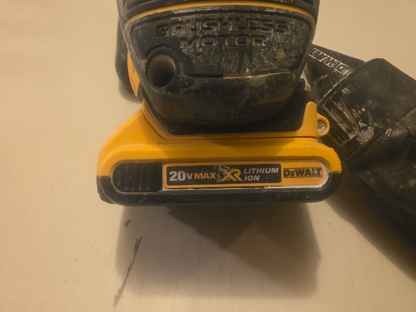 DeWalt 20V MAX XR Cordless Sander w/ Charger image indicator(4)